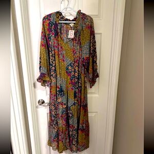 Brand new easel dress. Size 2X.